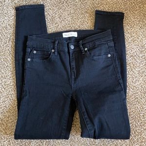 Gap True Skinny Black Jeans!
